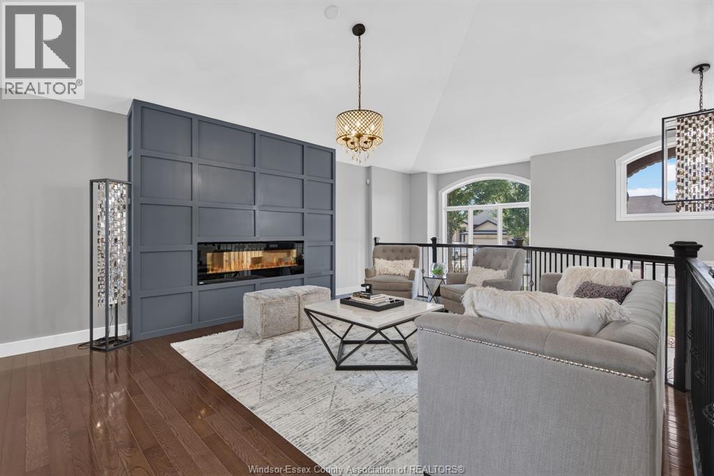 355 SACRED HEART DRIVE - 14