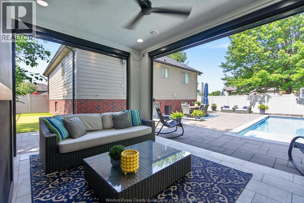 355 SACRED HEART DRIVE - 7