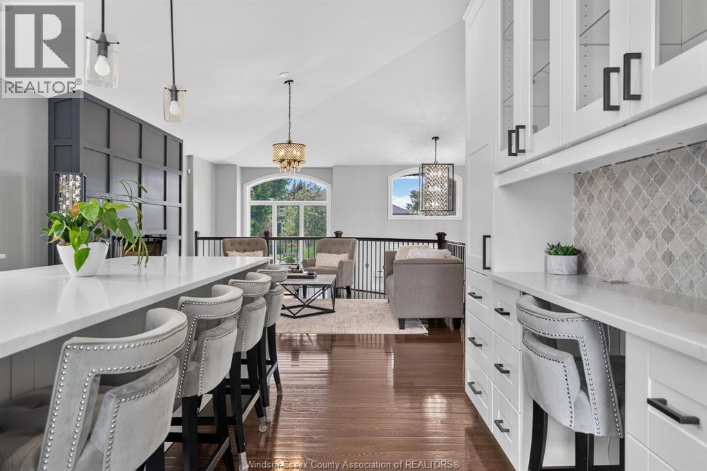 355 SACRED HEART DRIVE - 20