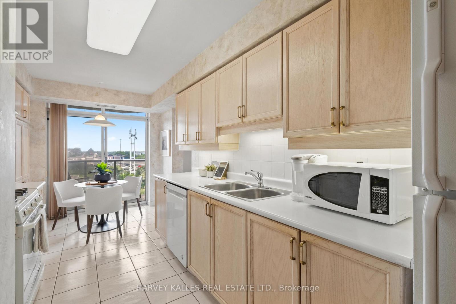 #1009 265 RIDLEY BOULEVARD - Image 6