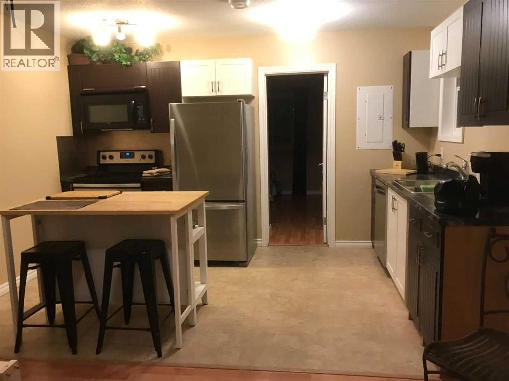 10531 104 Avenue - 30
