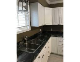 4pc Bathroom - 10531 104 Avenue, Grande Prairie, AB T8V1G2 Photo 12