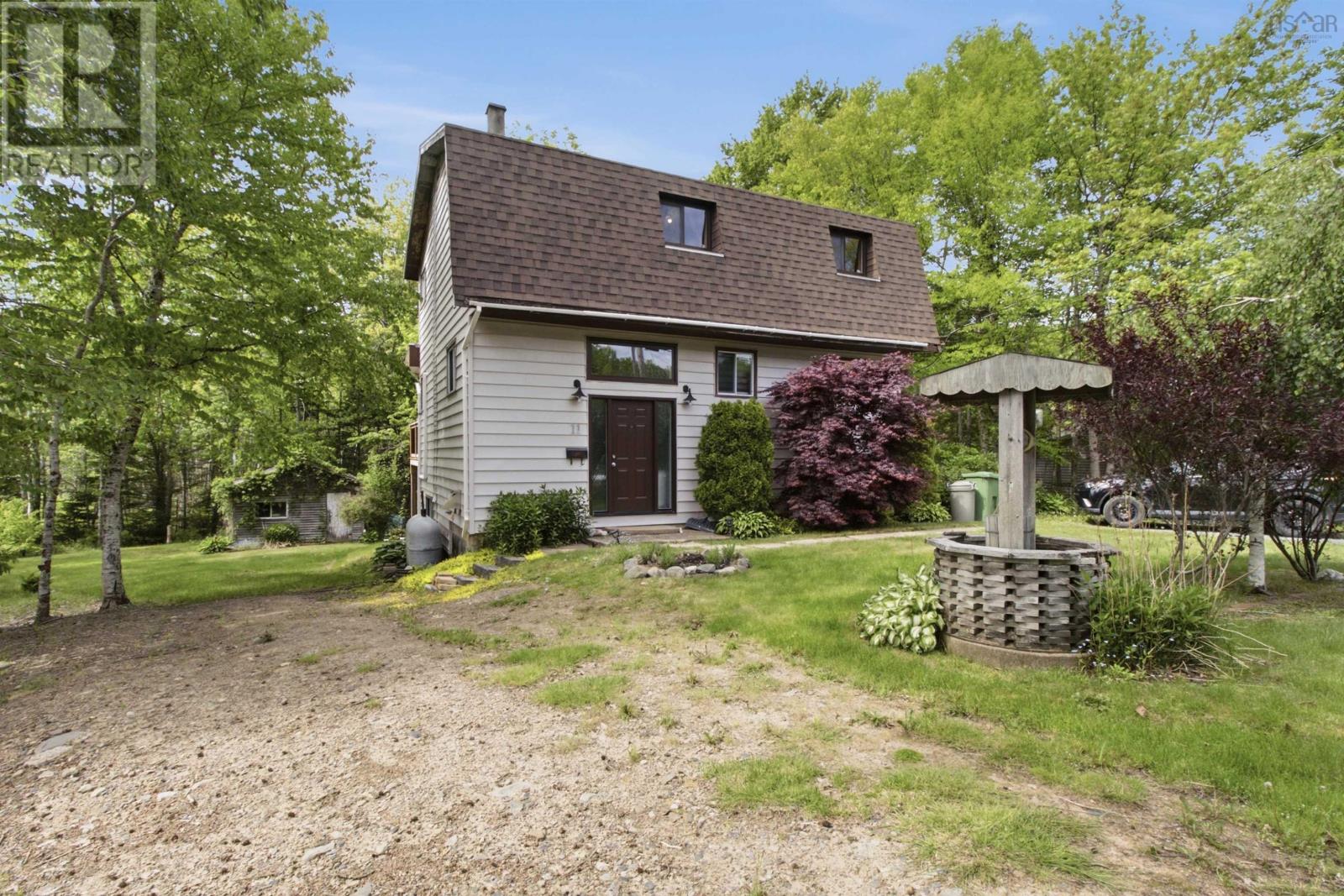 11 Cove Road - 2
