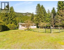 1663 Moran Road Road, Thrums, BC V1N4N5 Photo 29