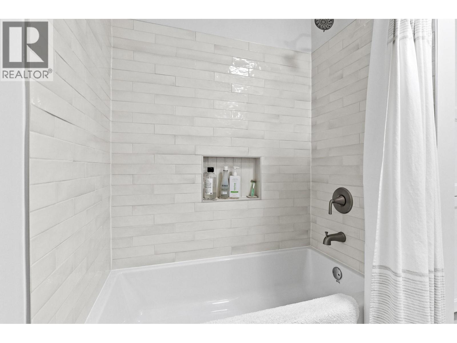 5227 Oleander Drive - 36
