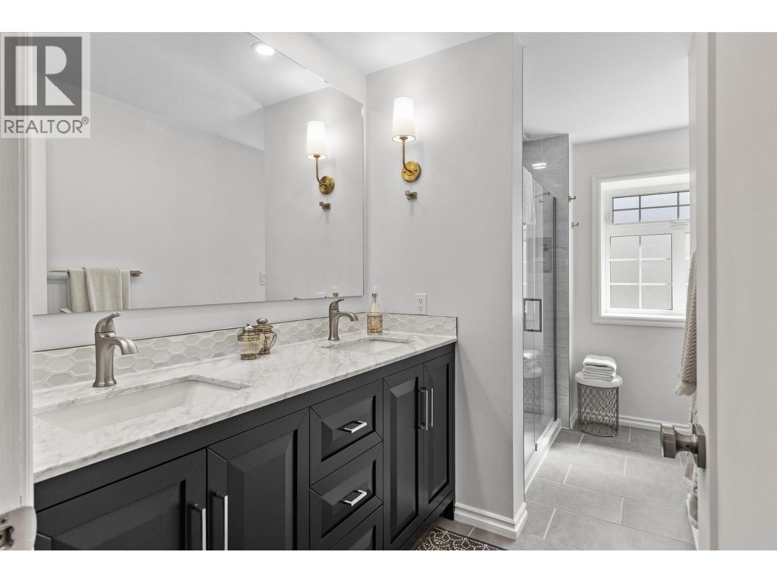 5227 Oleander Drive - 52