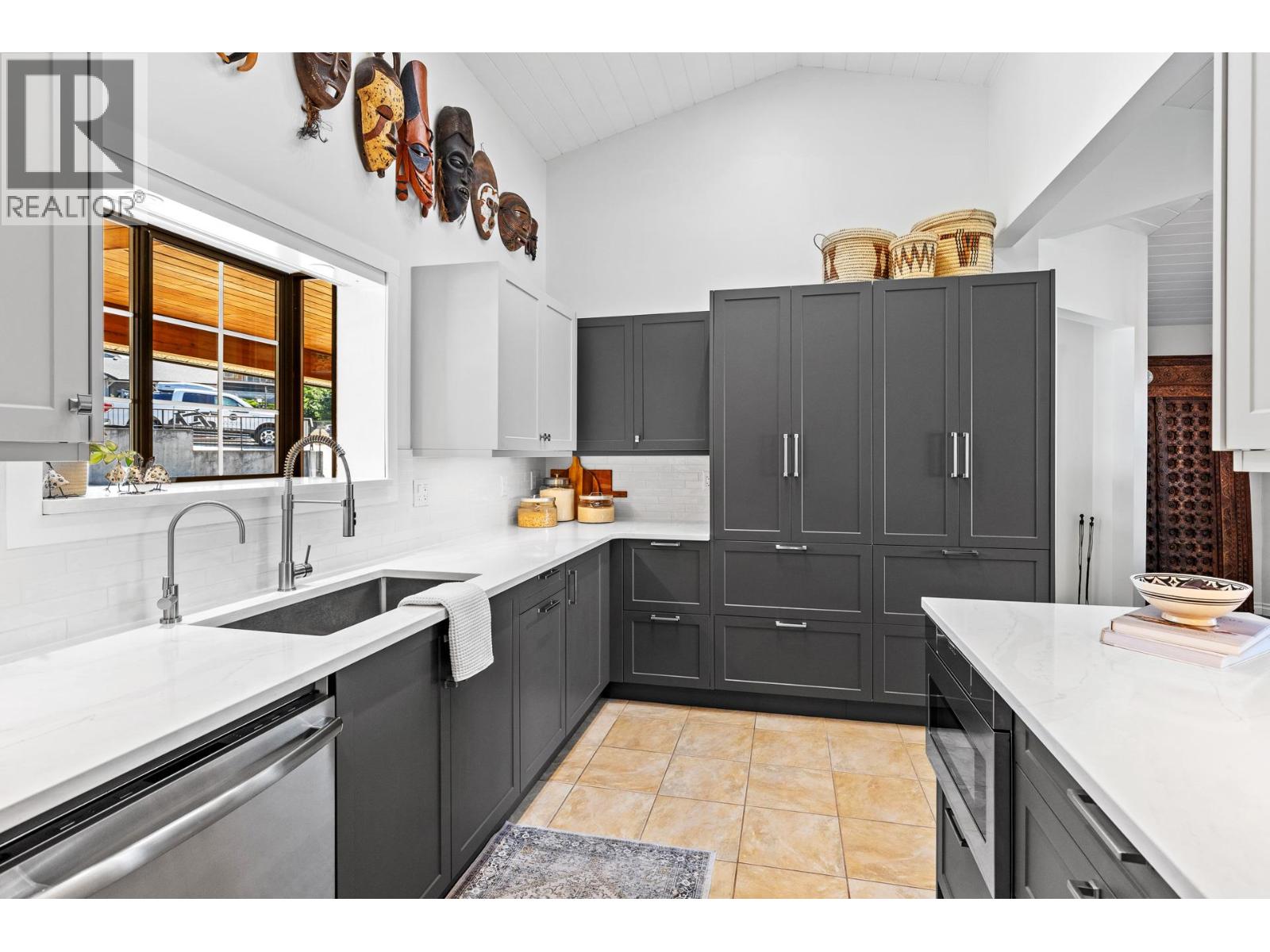 5227 Oleander Drive - 13