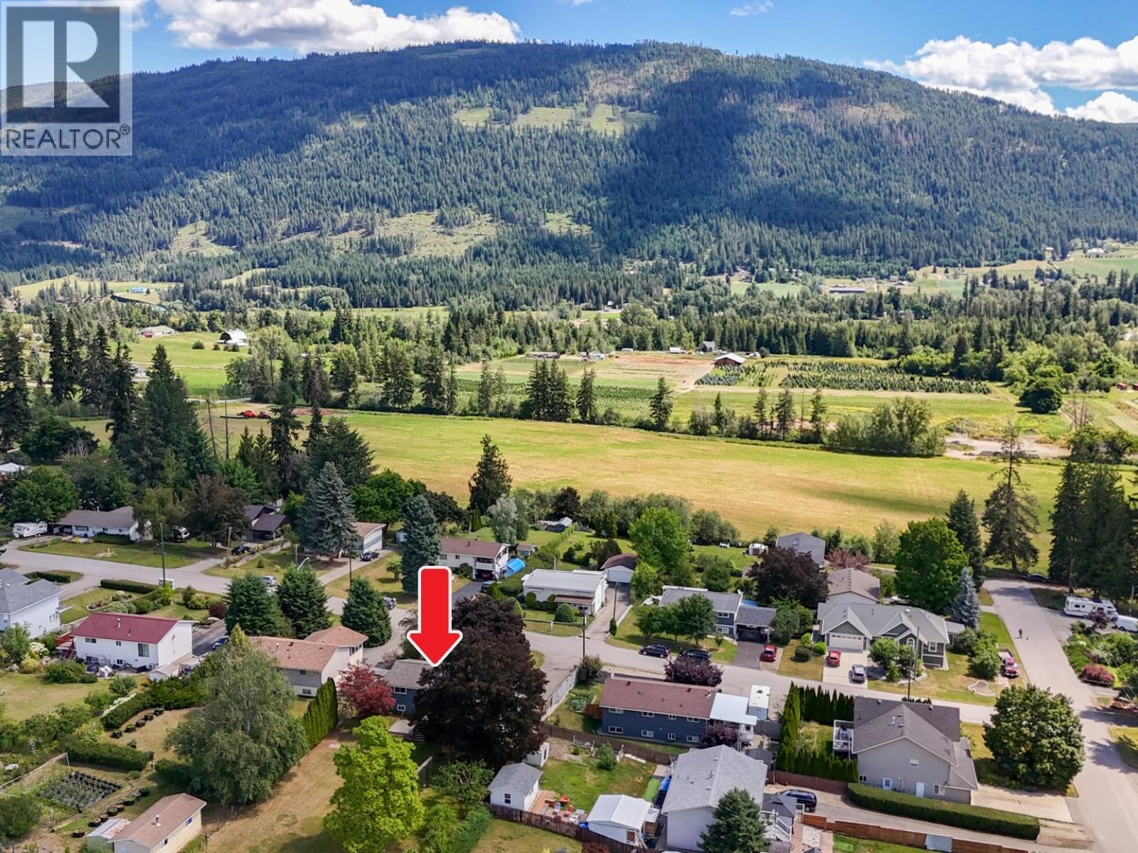 1731 36th Street, Salmon Arm