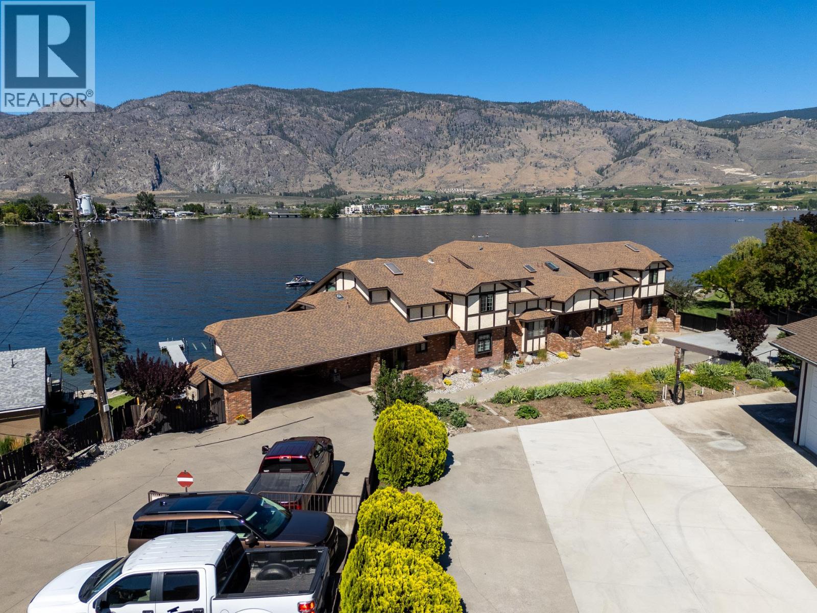 5227 Oleander Drive - 99