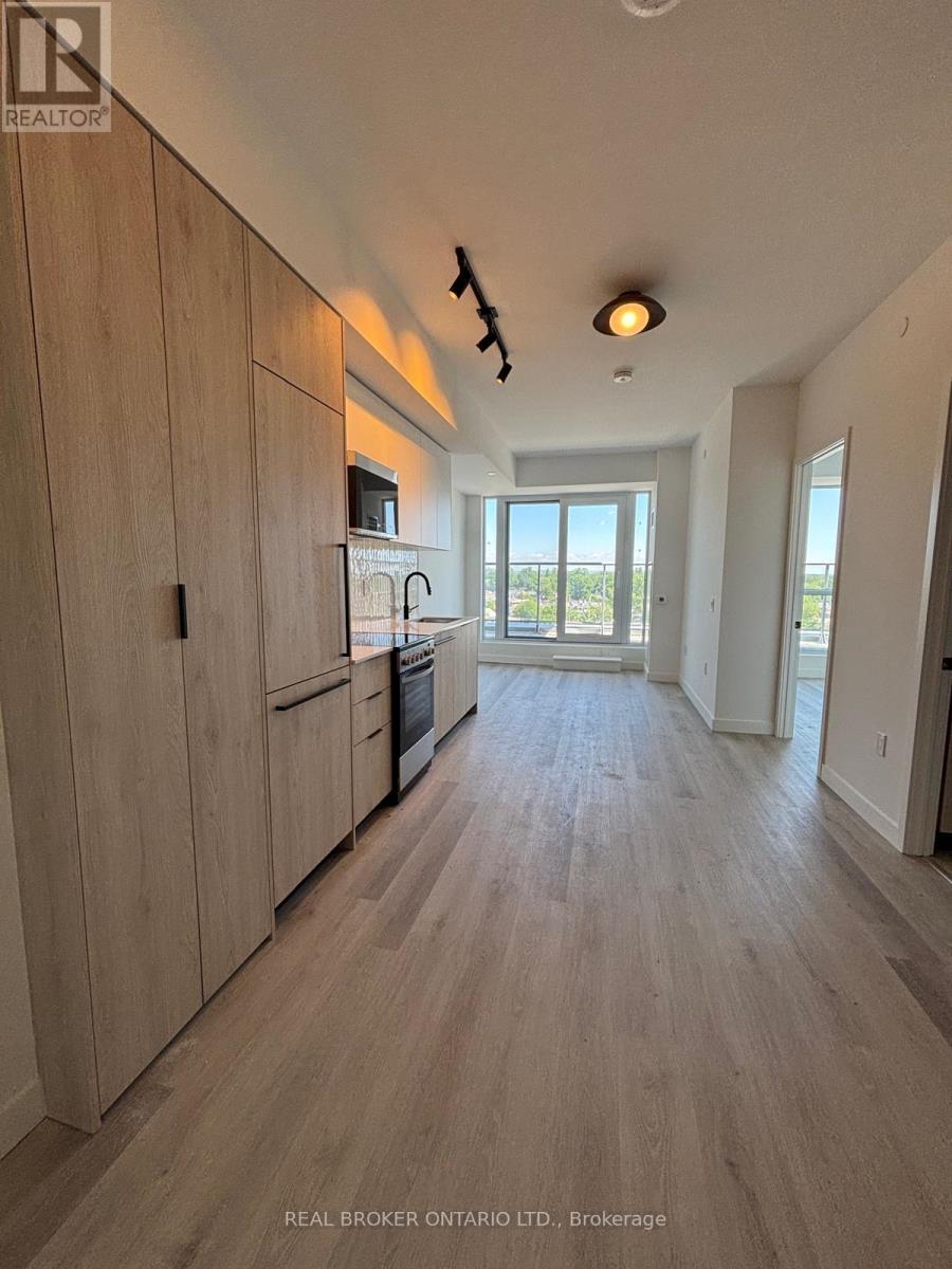 Photo of 712 - 1635 MILITARY TRAIL