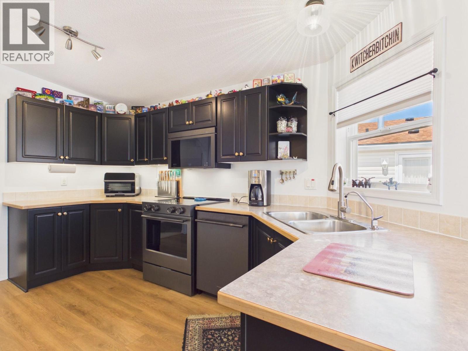 #30 9410 115th Street - 16