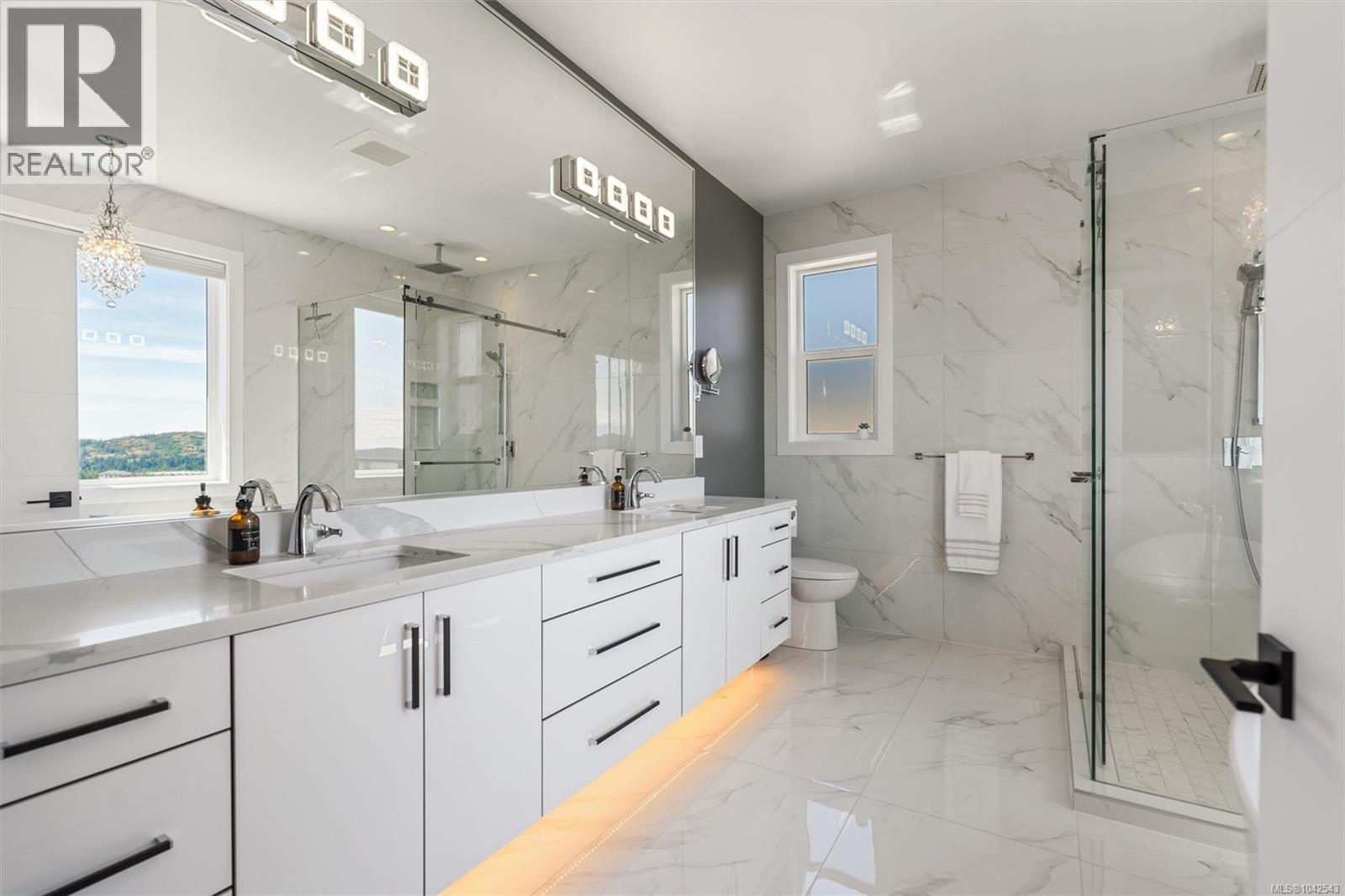 2423 Azurite Cres - 19