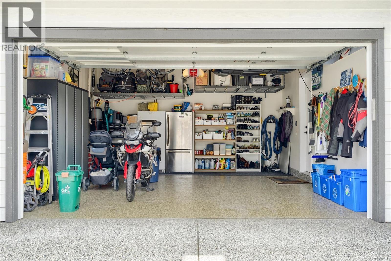 2423 Azurite Cres - 54