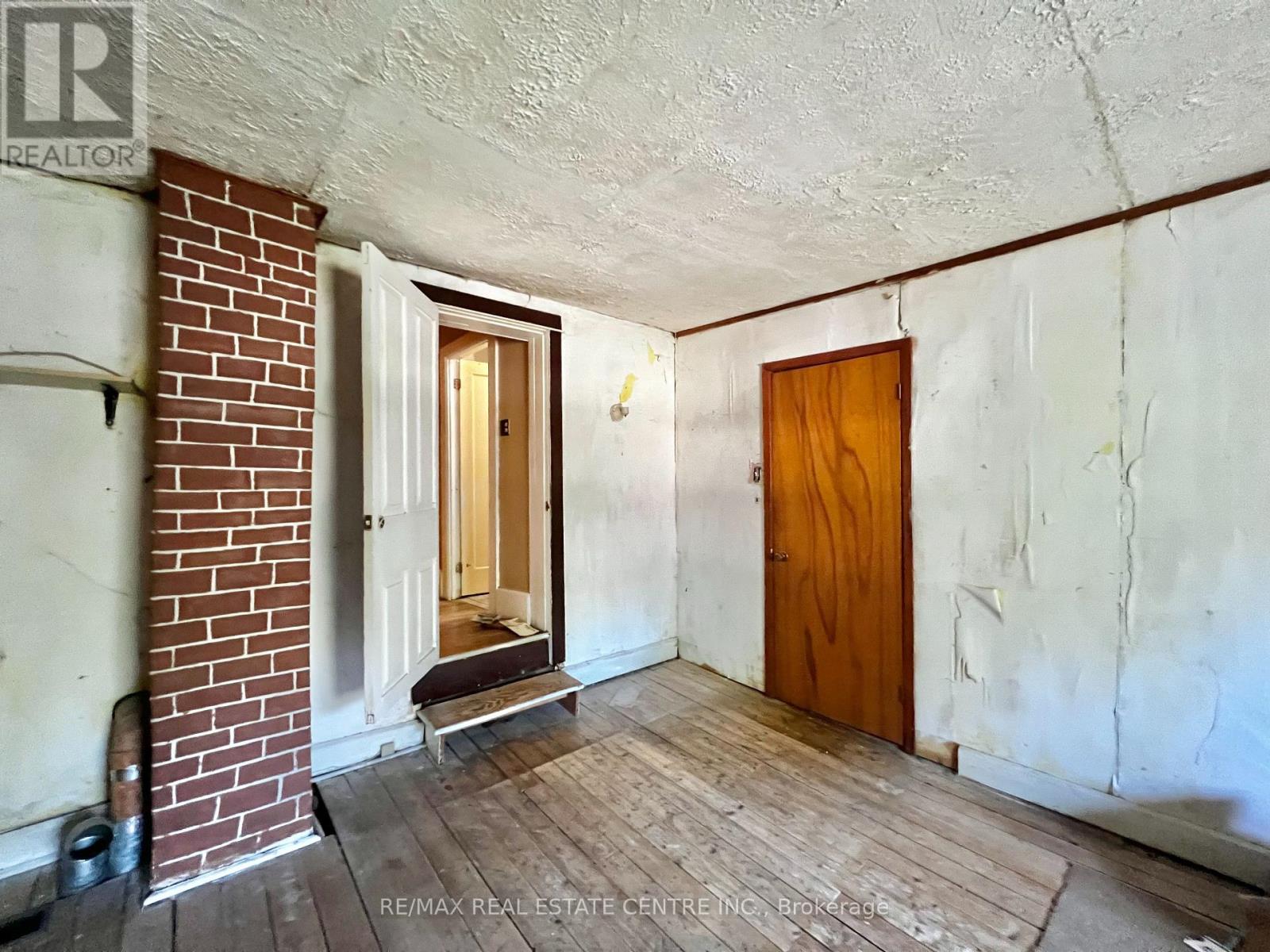 308 WILLIAM STREET - 32