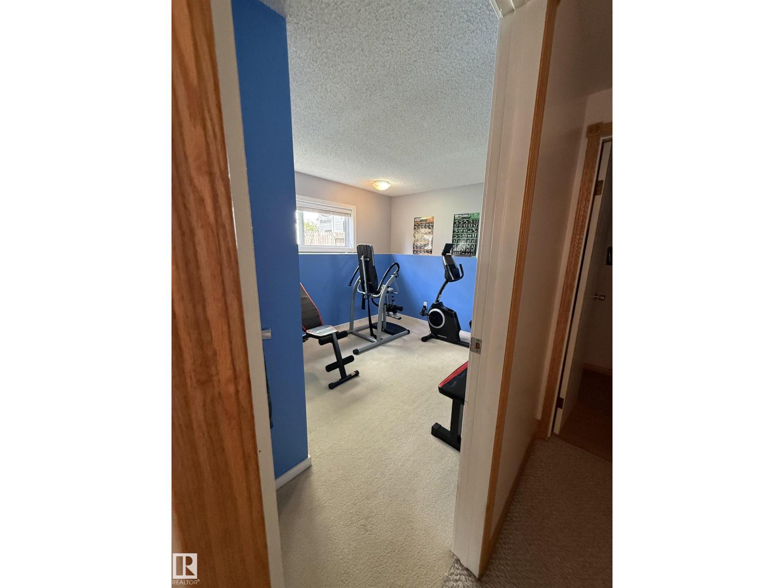 4118 46 ST - 47