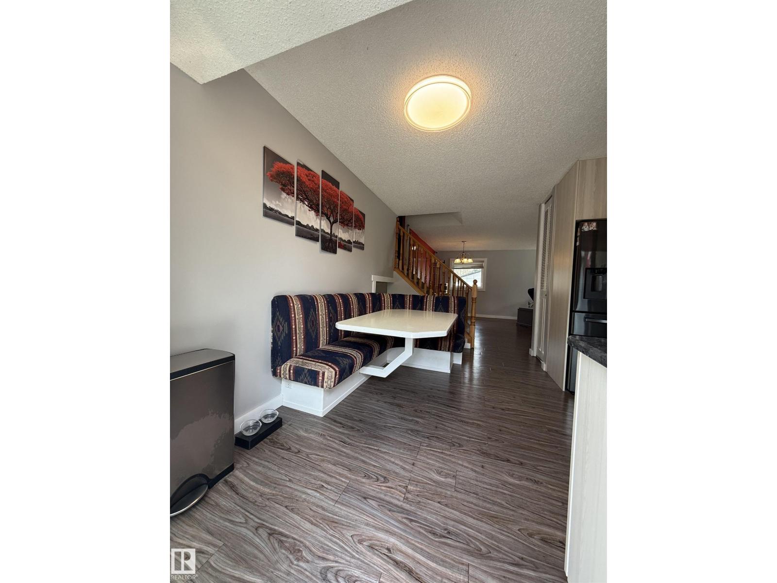 4118 46 ST — photo 61