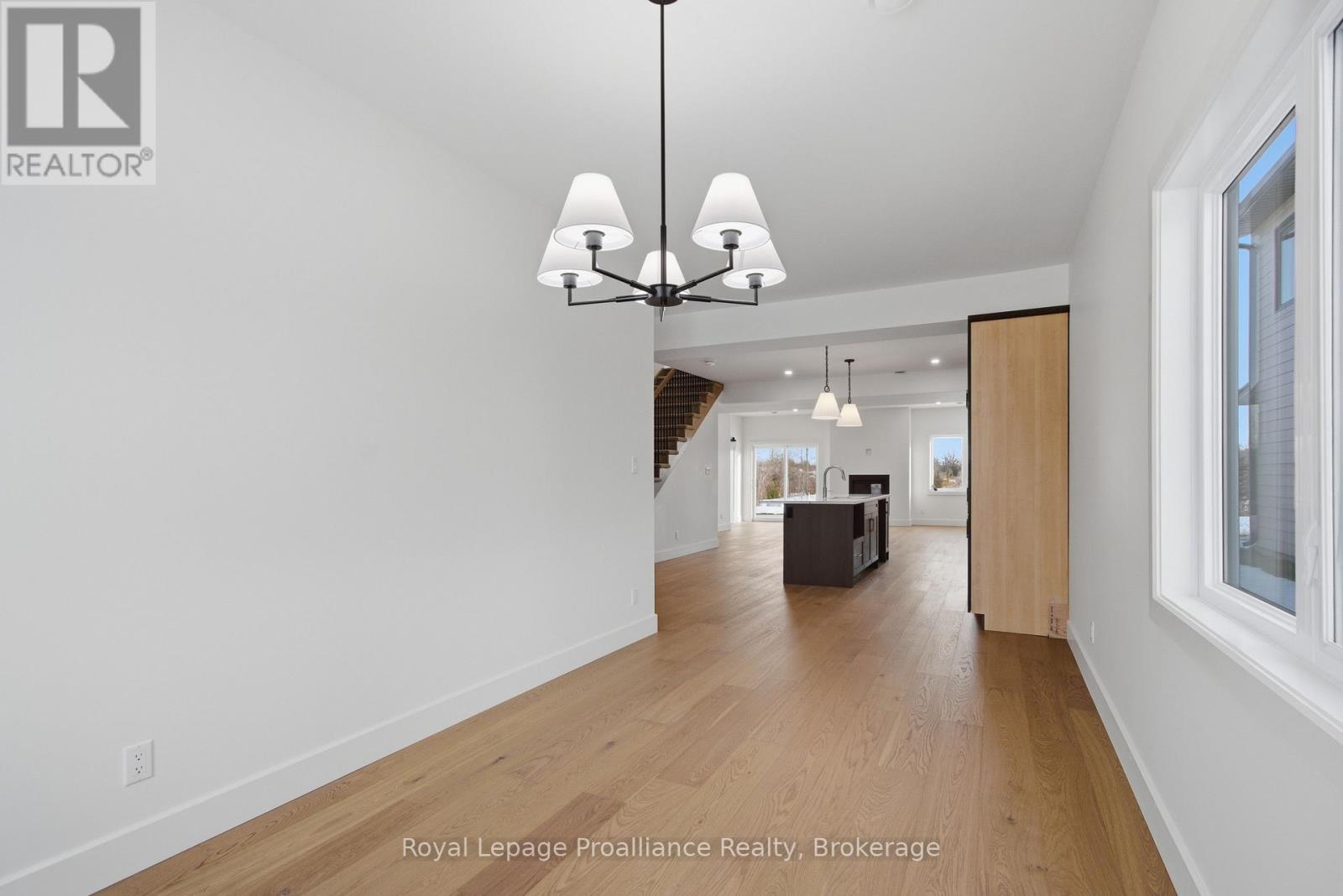 39 FRASER DRIVE - 12