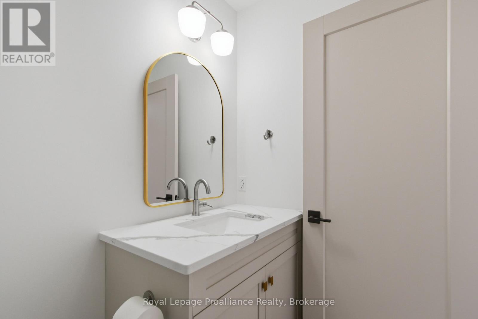 39 FRASER DRIVE - 17