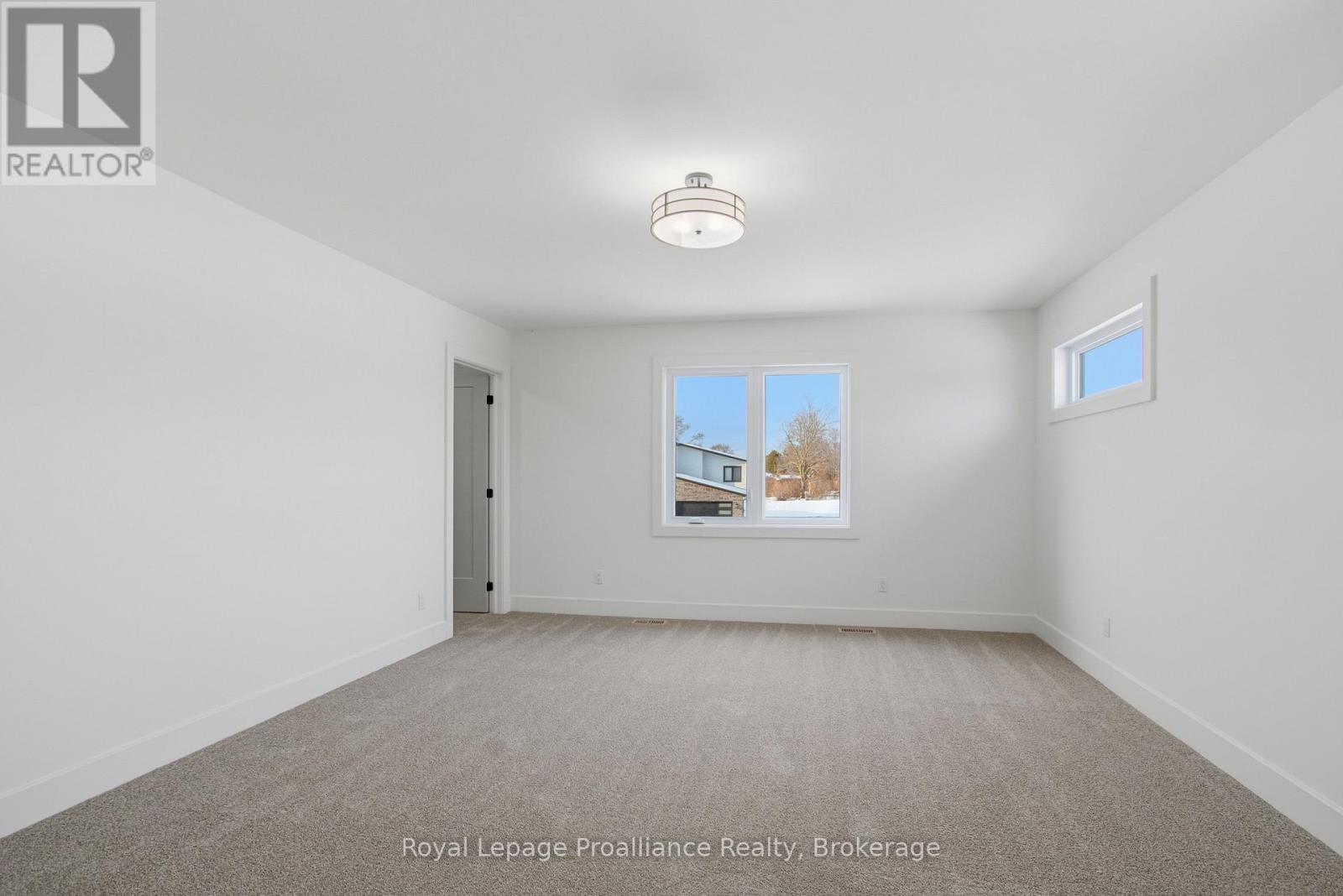 39 FRASER DRIVE - 21