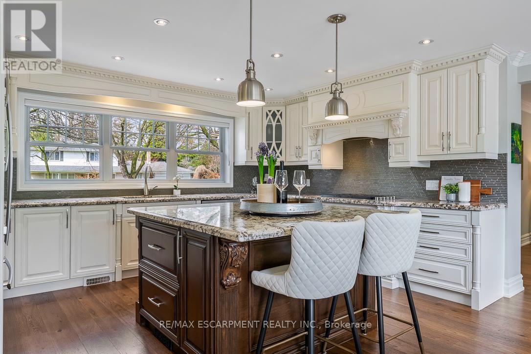 996 CRESTHAMPTON LANE - 10