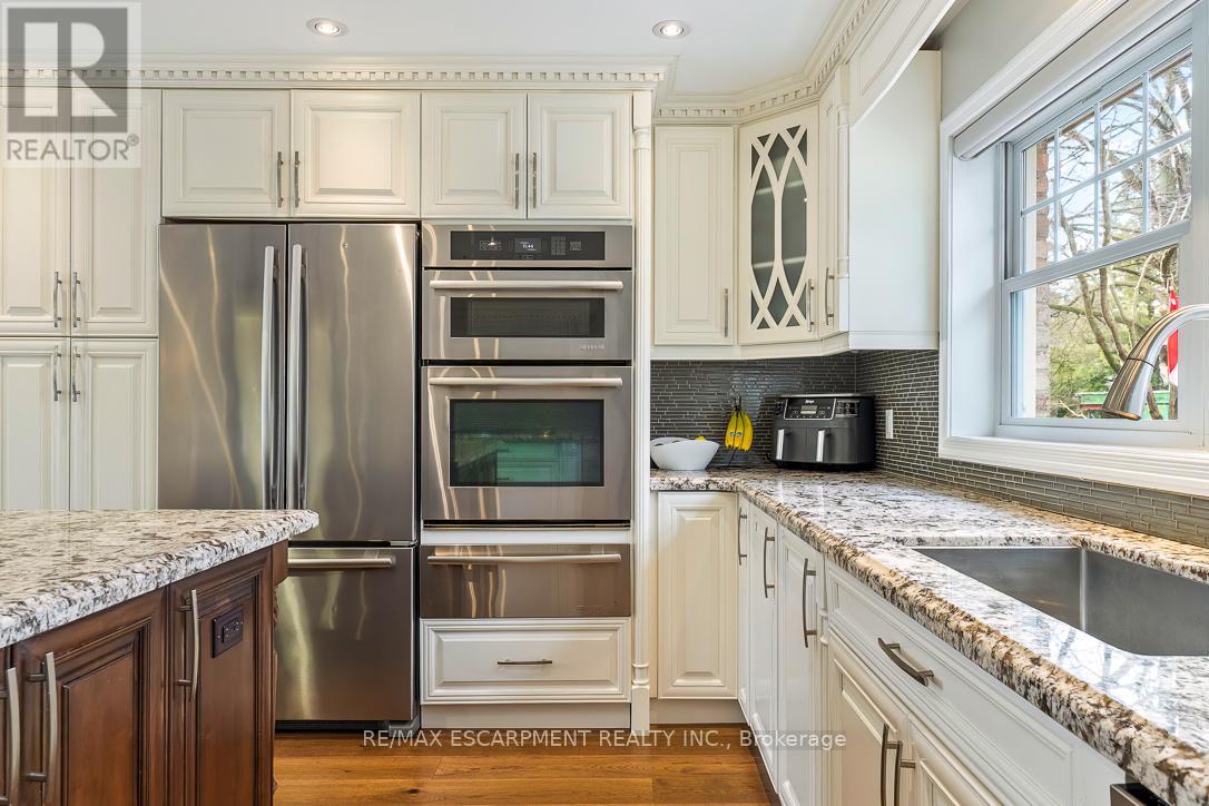 996 CRESTHAMPTON LANE - 12