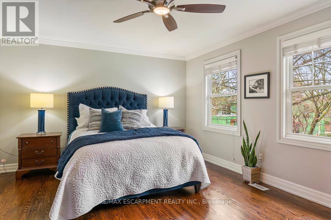 996 CRESTHAMPTON LANE - 22