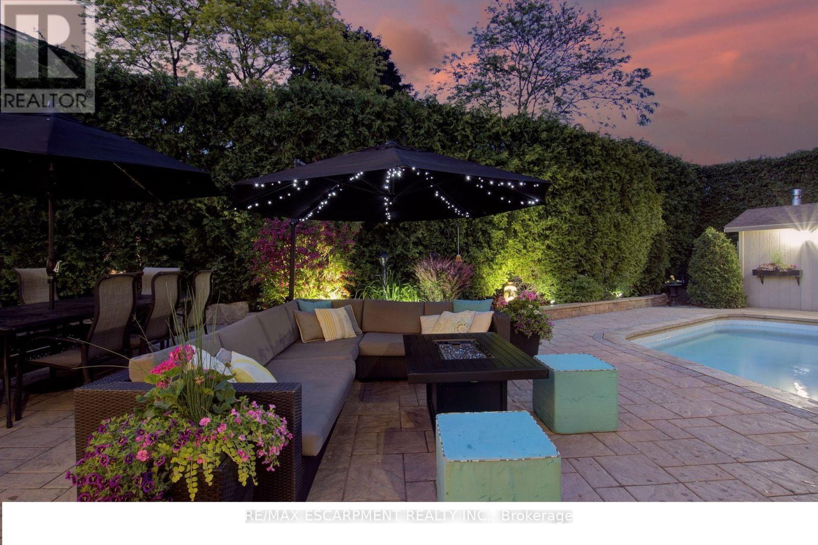 996 CRESTHAMPTON LANE - 47