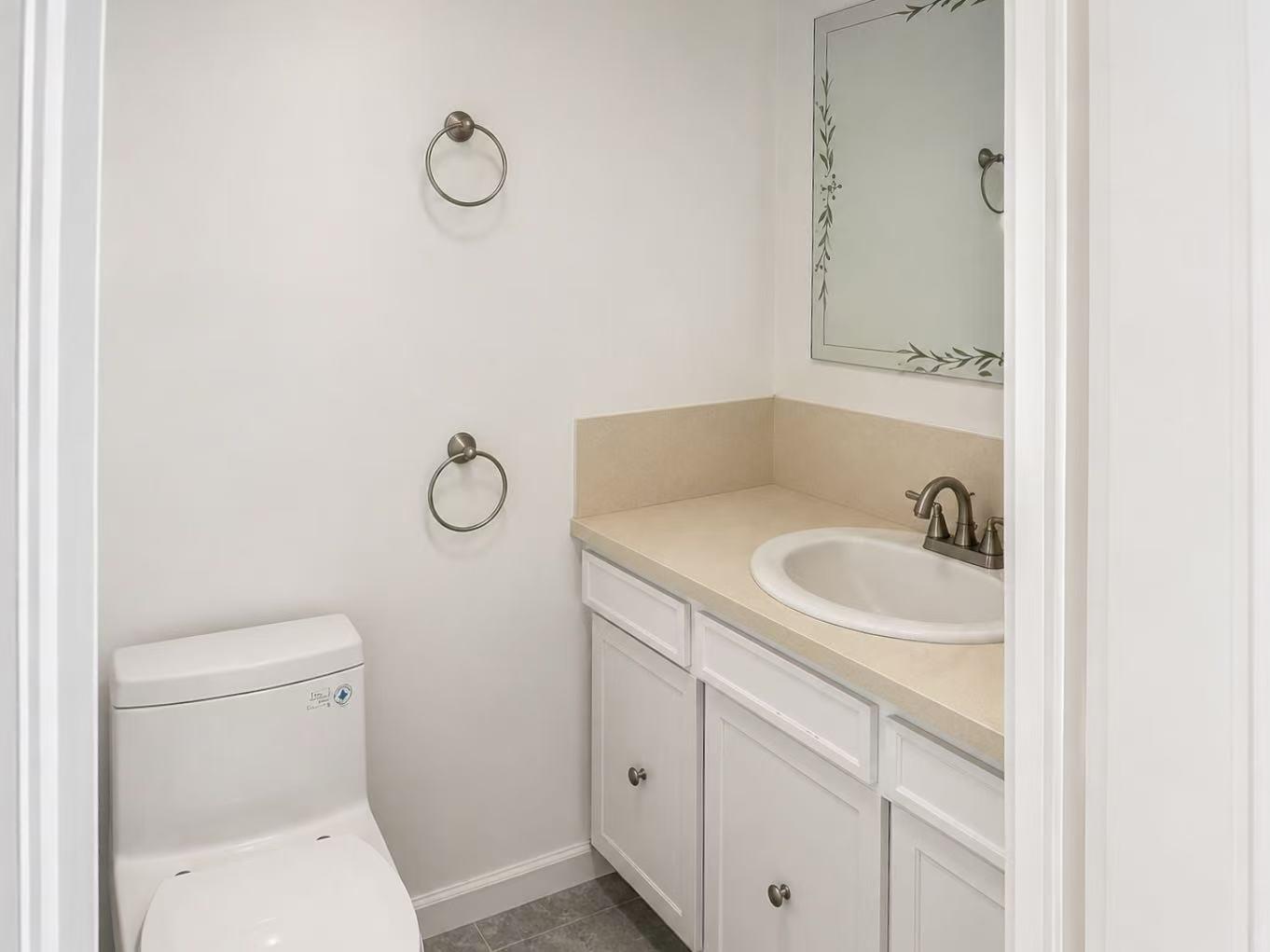 13481 HILTON ROAD, Surrey
