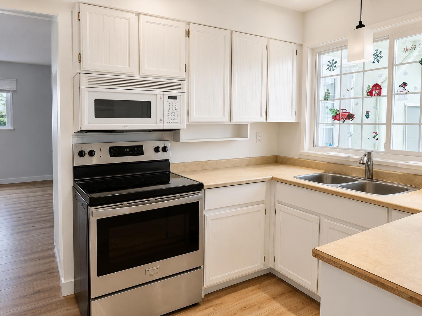 13481 HILTON ROAD, Surrey