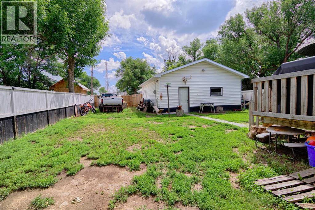 210 7 Street N - 29