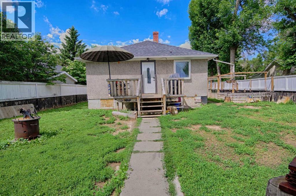 210 7 Street N - 32