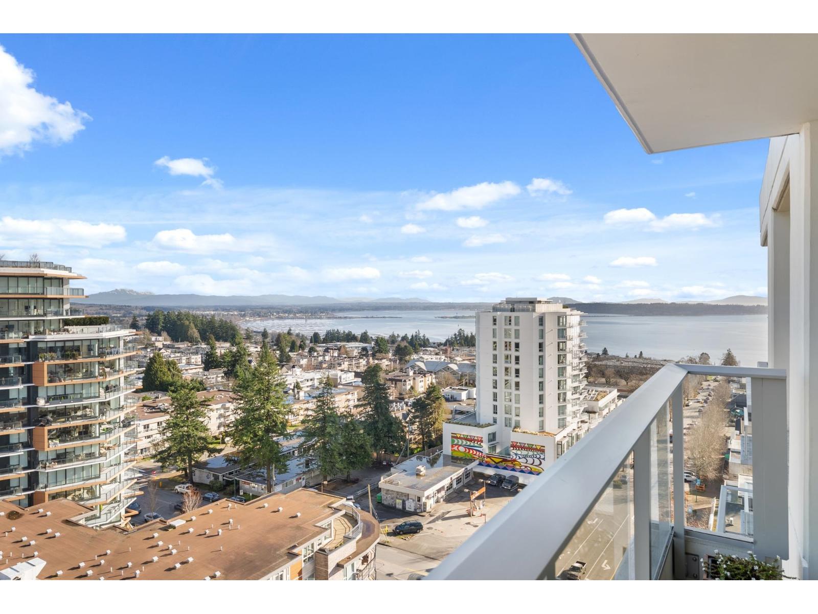 1302 1441 JOHNSTON ROAD, White Rock