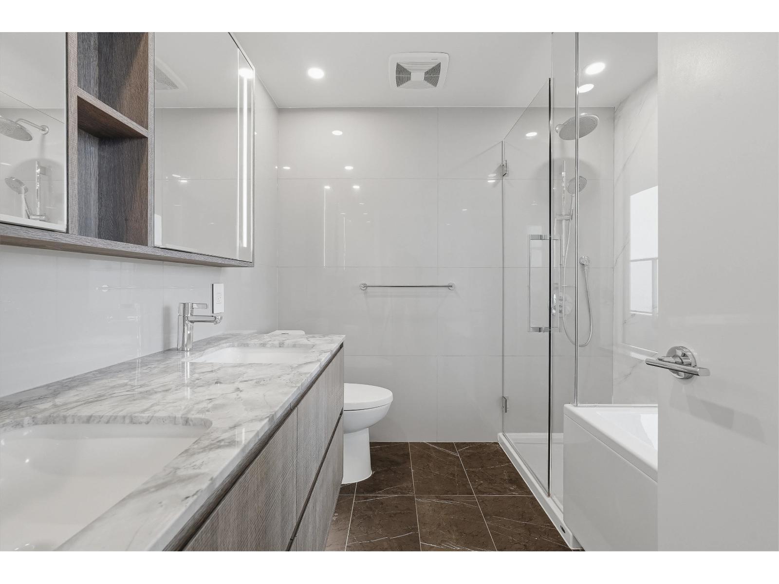 1302 1441 JOHNSTON ROAD, White Rock