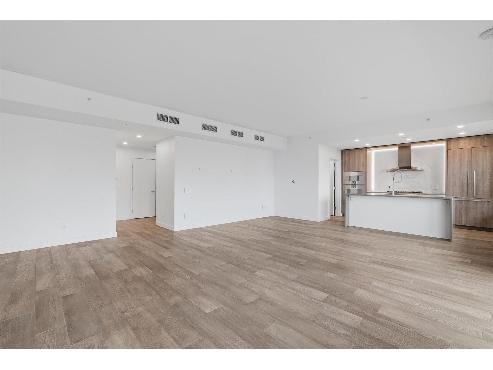 1302 1441 JOHNSTON ROAD, White Rock