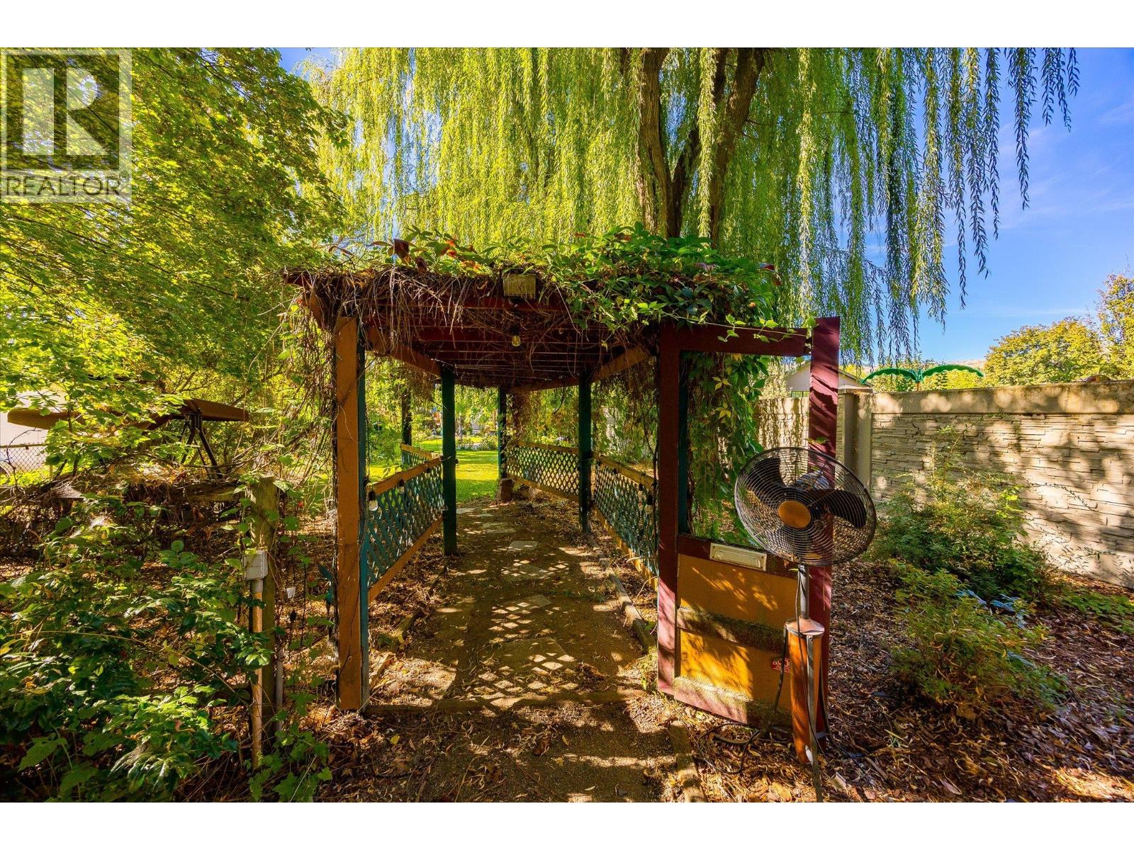 12313 Kalavista Drive - 35