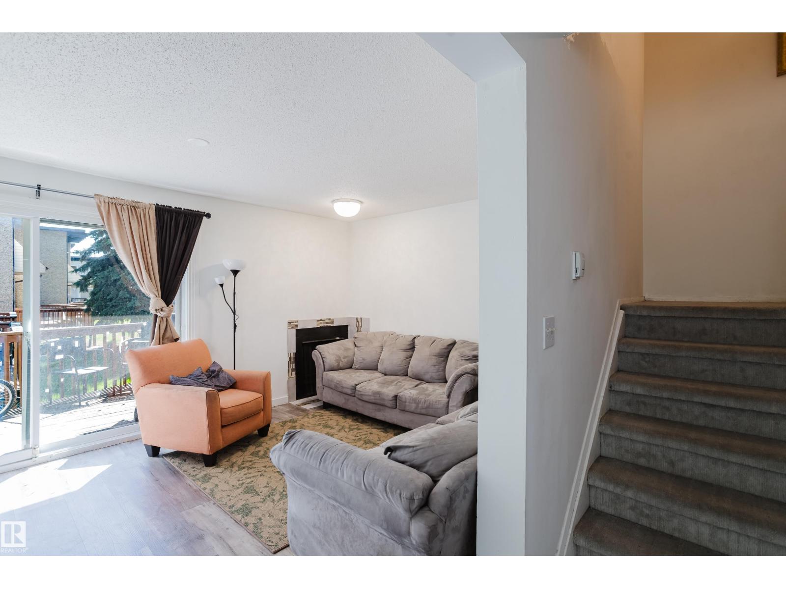 14610 121 ST NW - 23