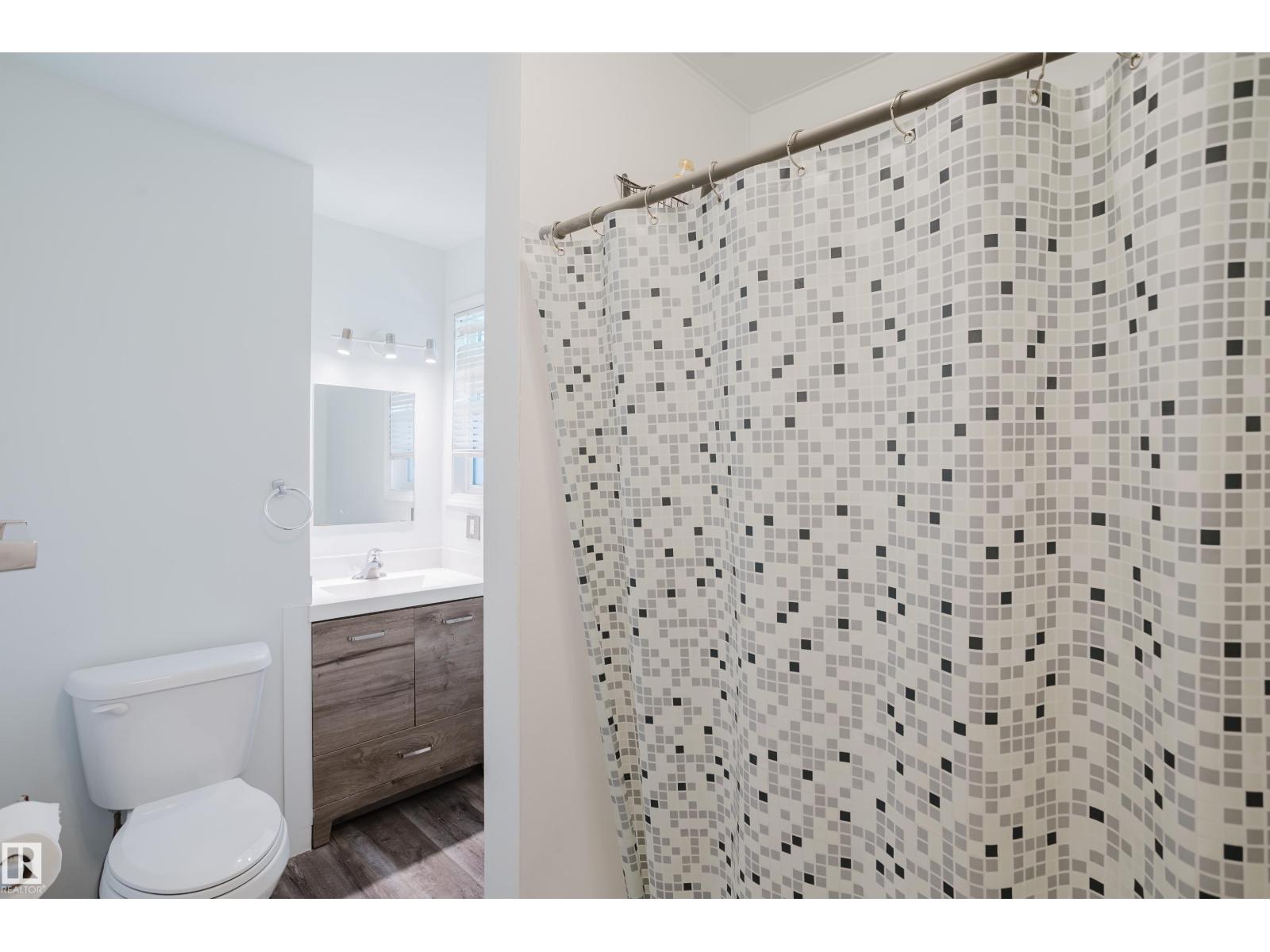 14610 121 ST NW - 31