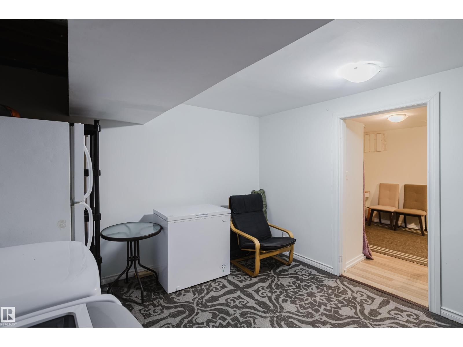 14610 121 ST NW - 35
