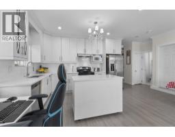 5461 Manor Street, Burnaby, BC V5G1B6 Photo 8