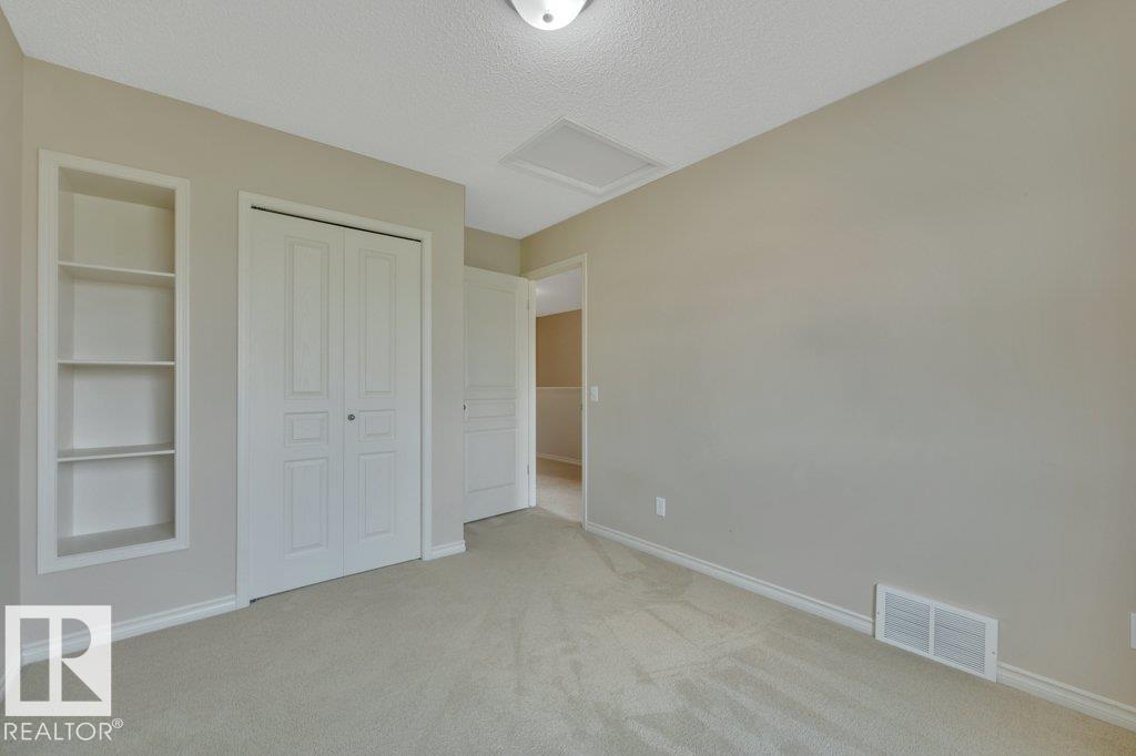 152 KEYSTONE CR — photo 33