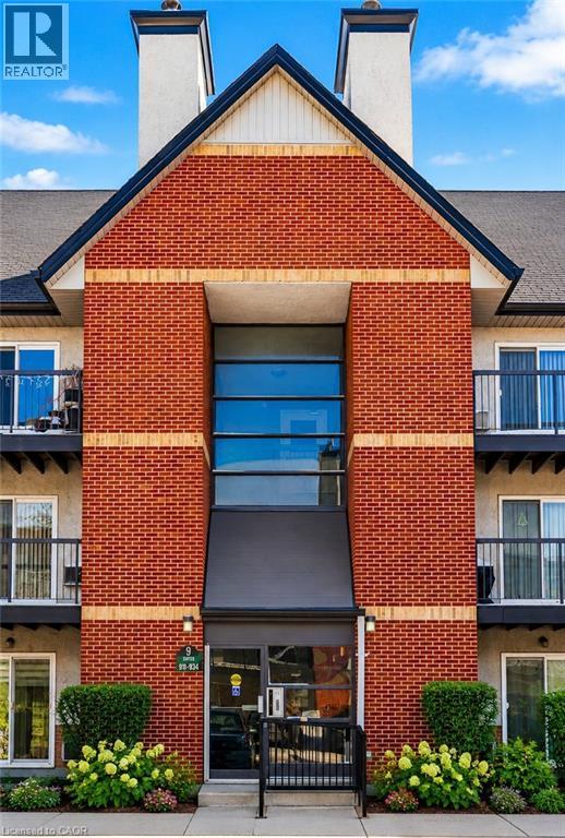#913 1450 GLEN ABBEY Gate - 1