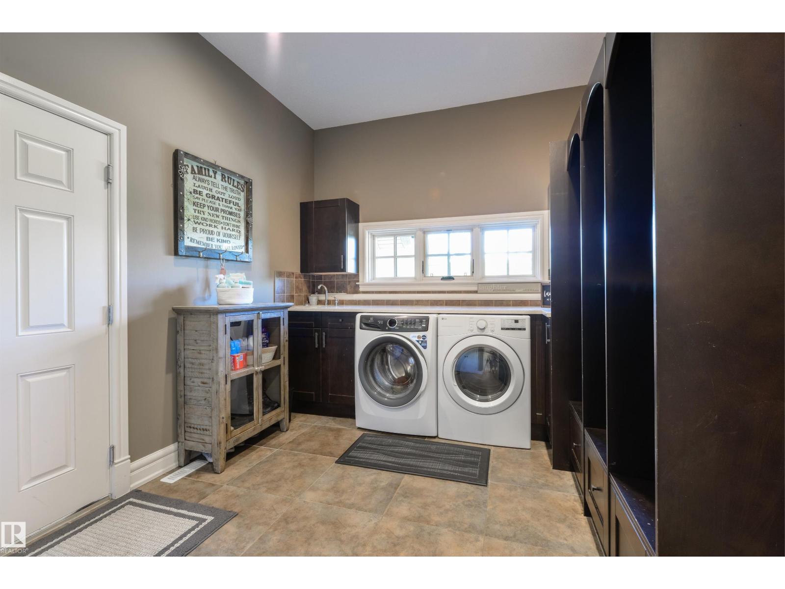 #21 53412 RGE ROAD 272 - 30