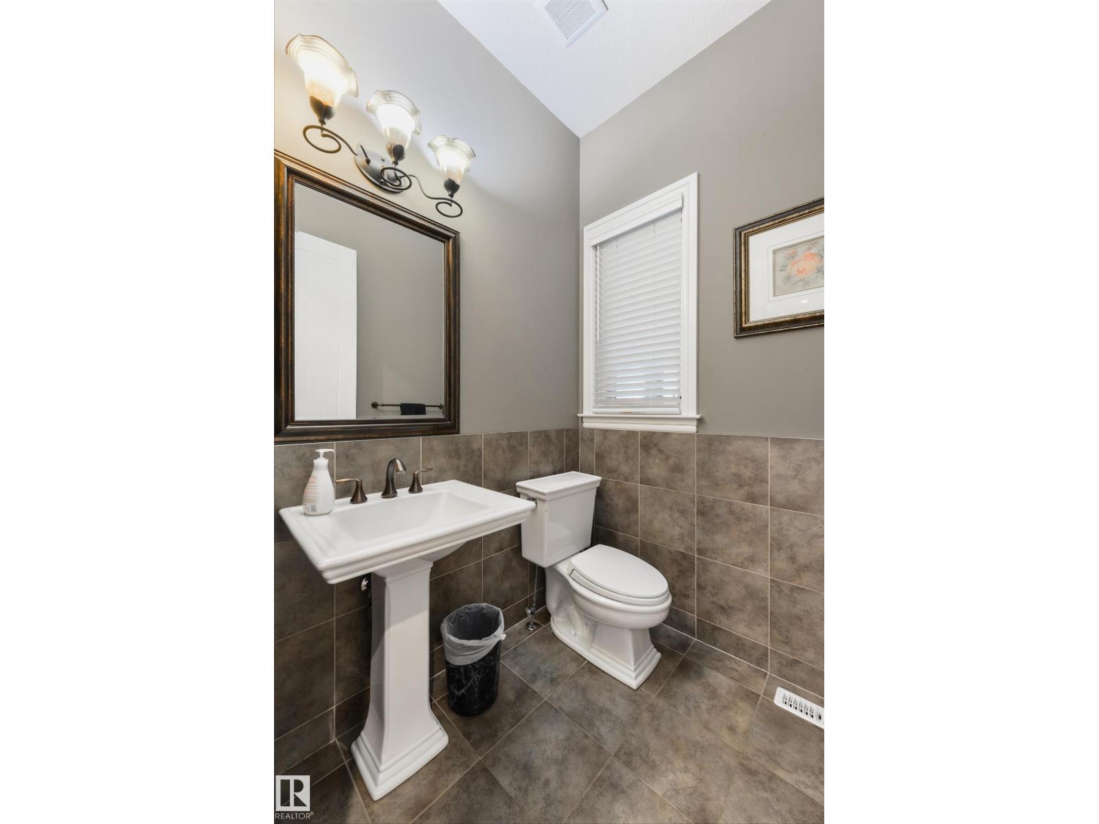 #21 53412 RGE ROAD 272 - 31