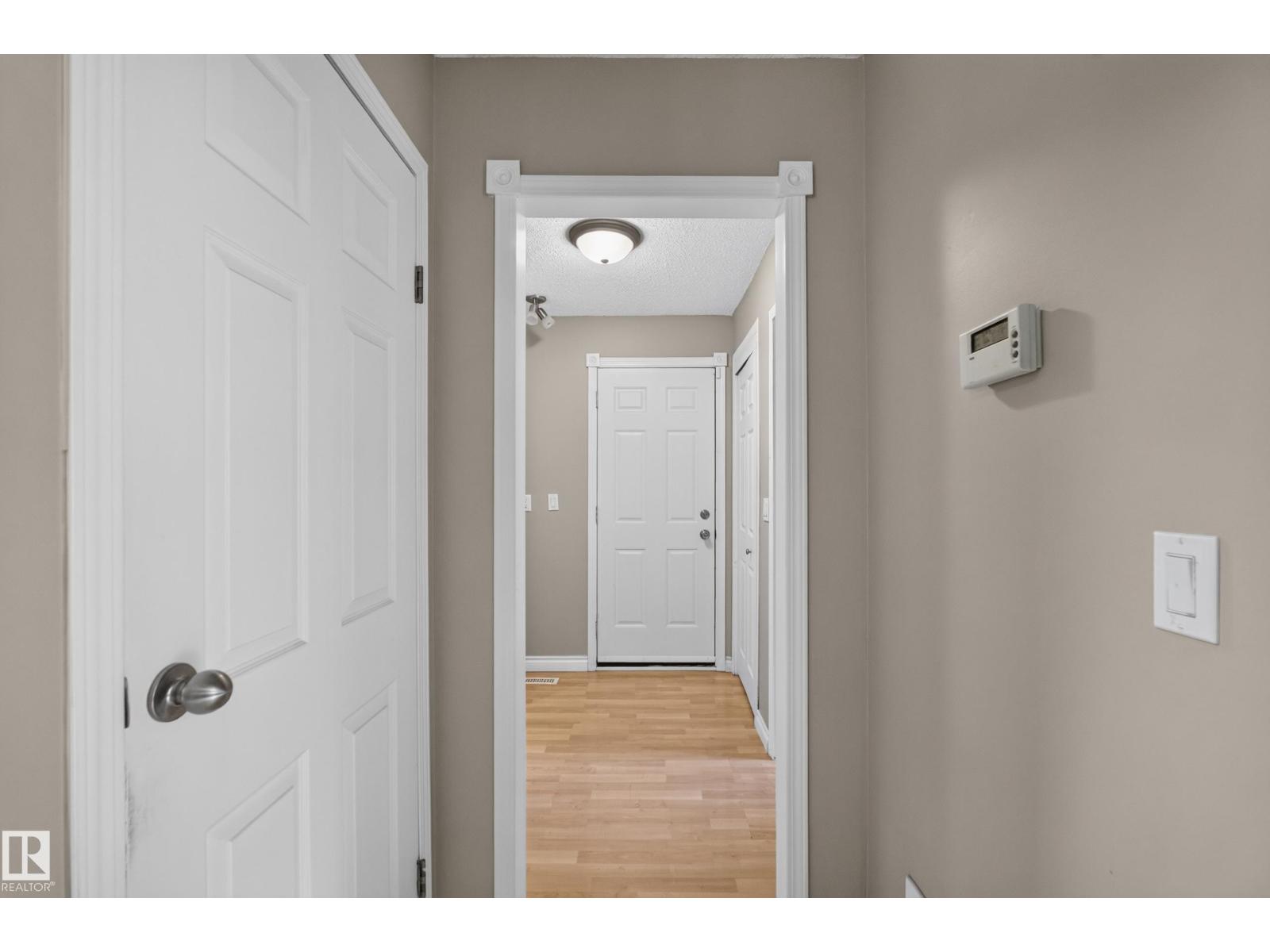3841 62 ST NW - 17
