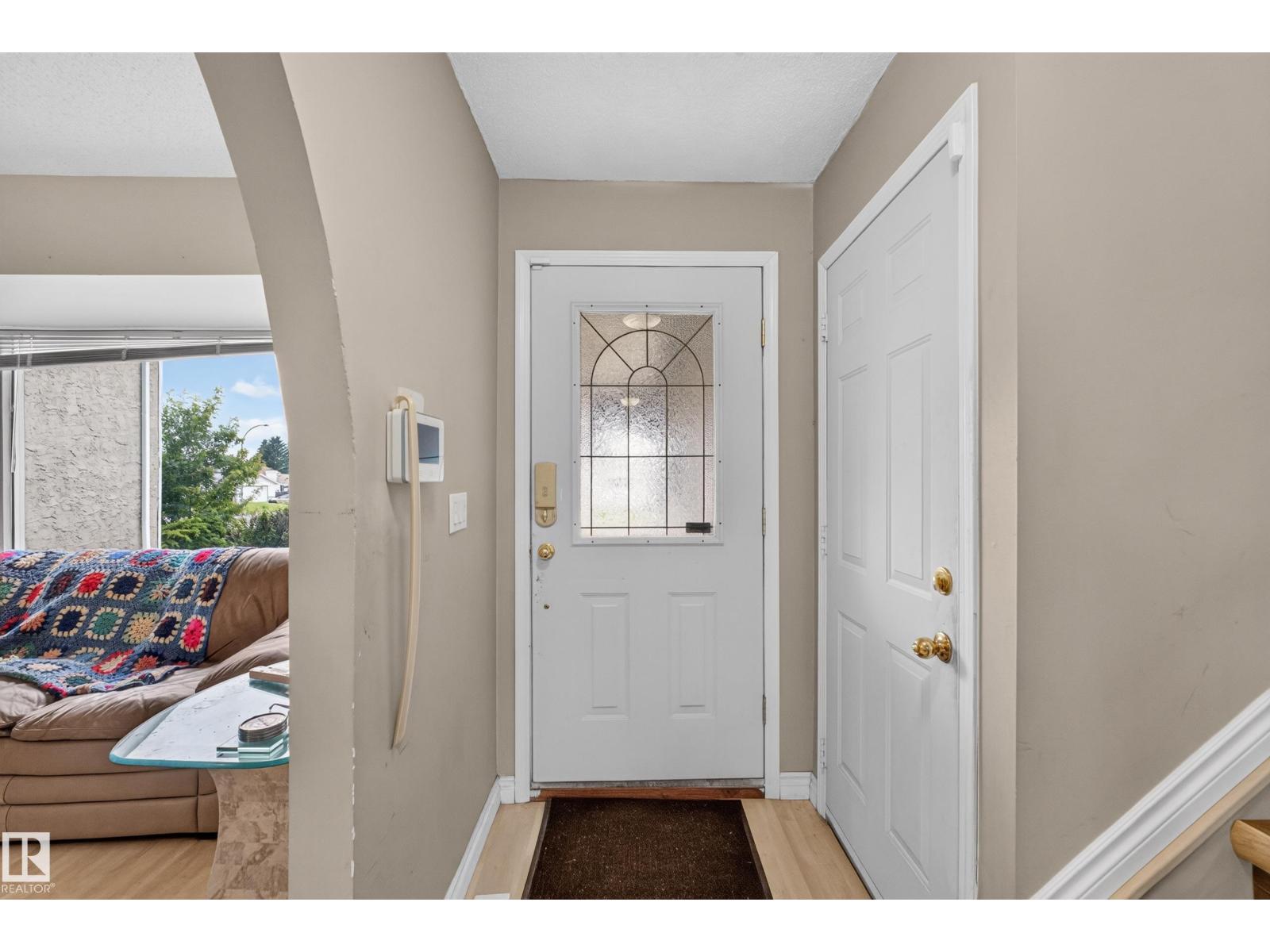 3841 62 ST NW - 12