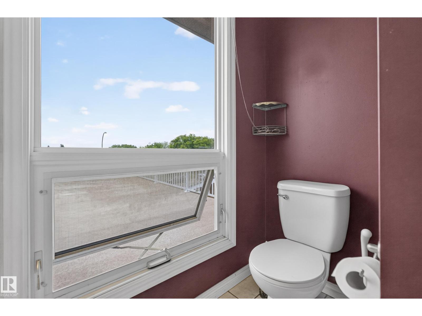 3841 62 ST NW - 49