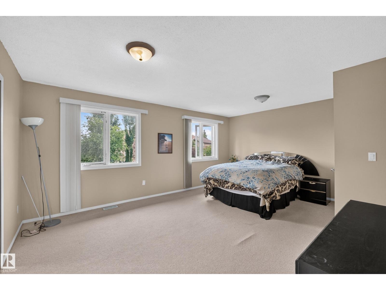 3841 62 ST NW - 38