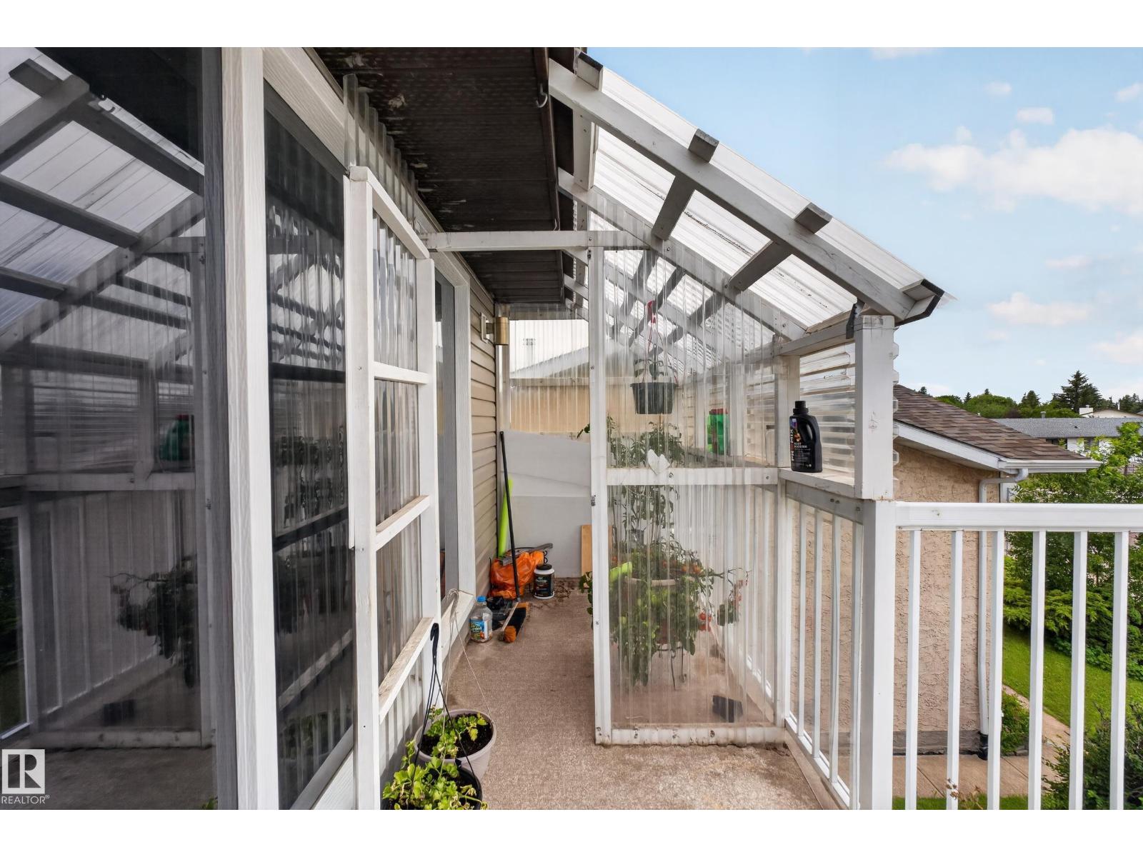 3841 62 ST NW - 55