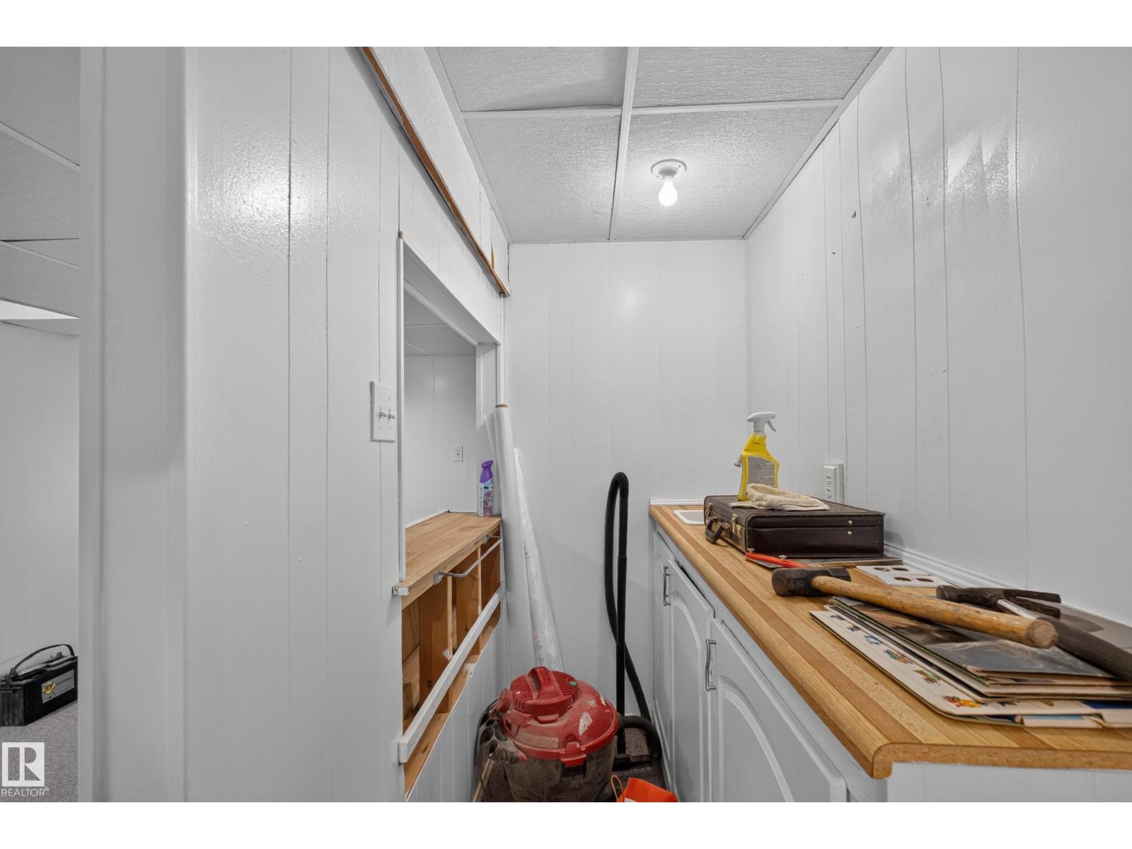 3841 62 ST NW - 63