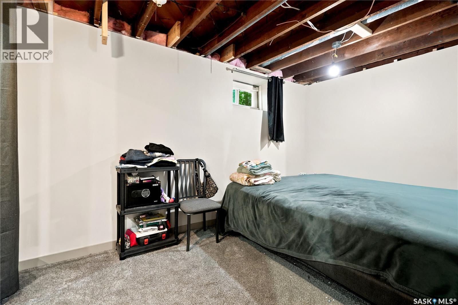 3300 Victoria AVENUE - 31